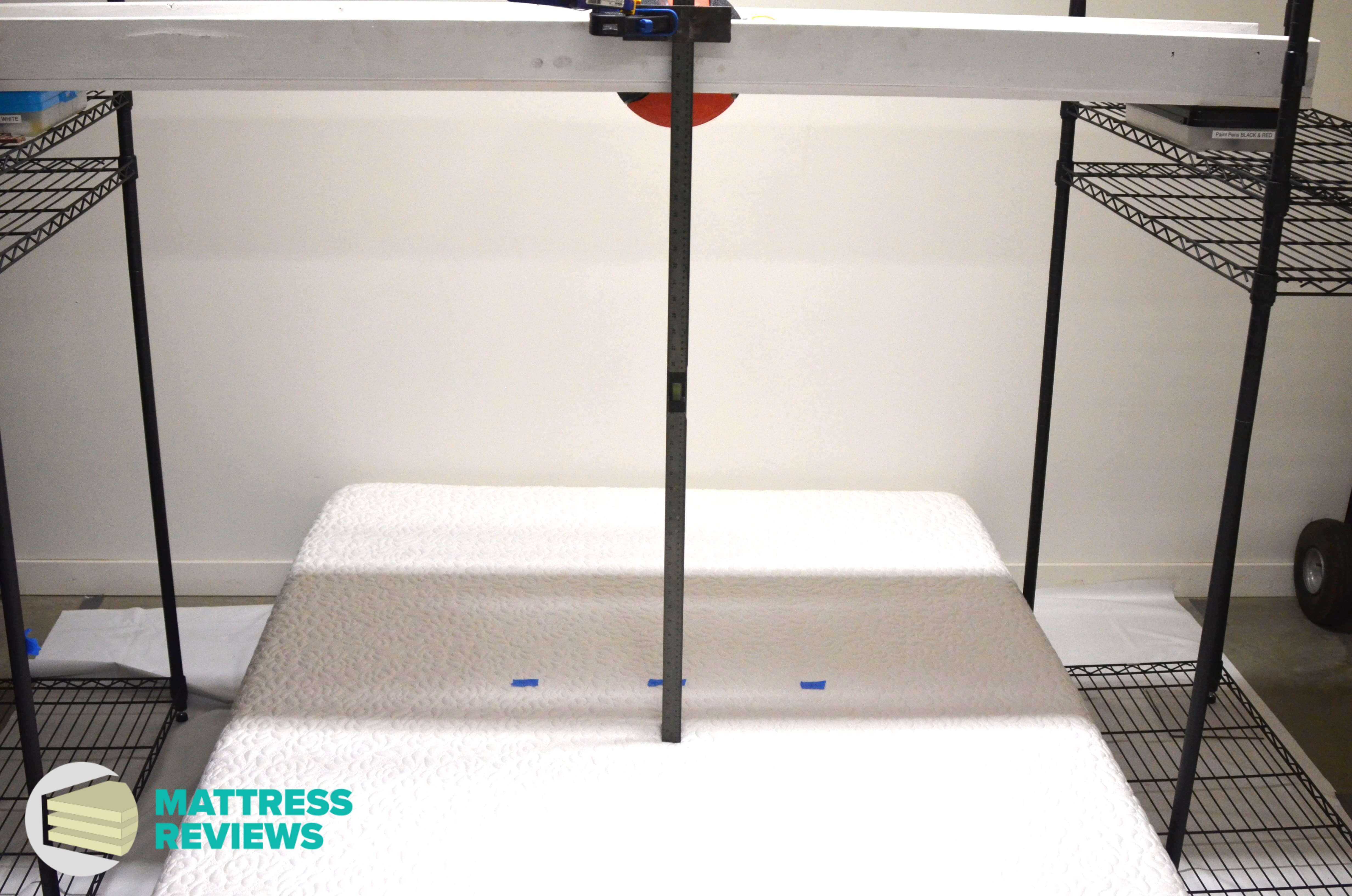 Image of the Novosbed Medium mattress bounce test.