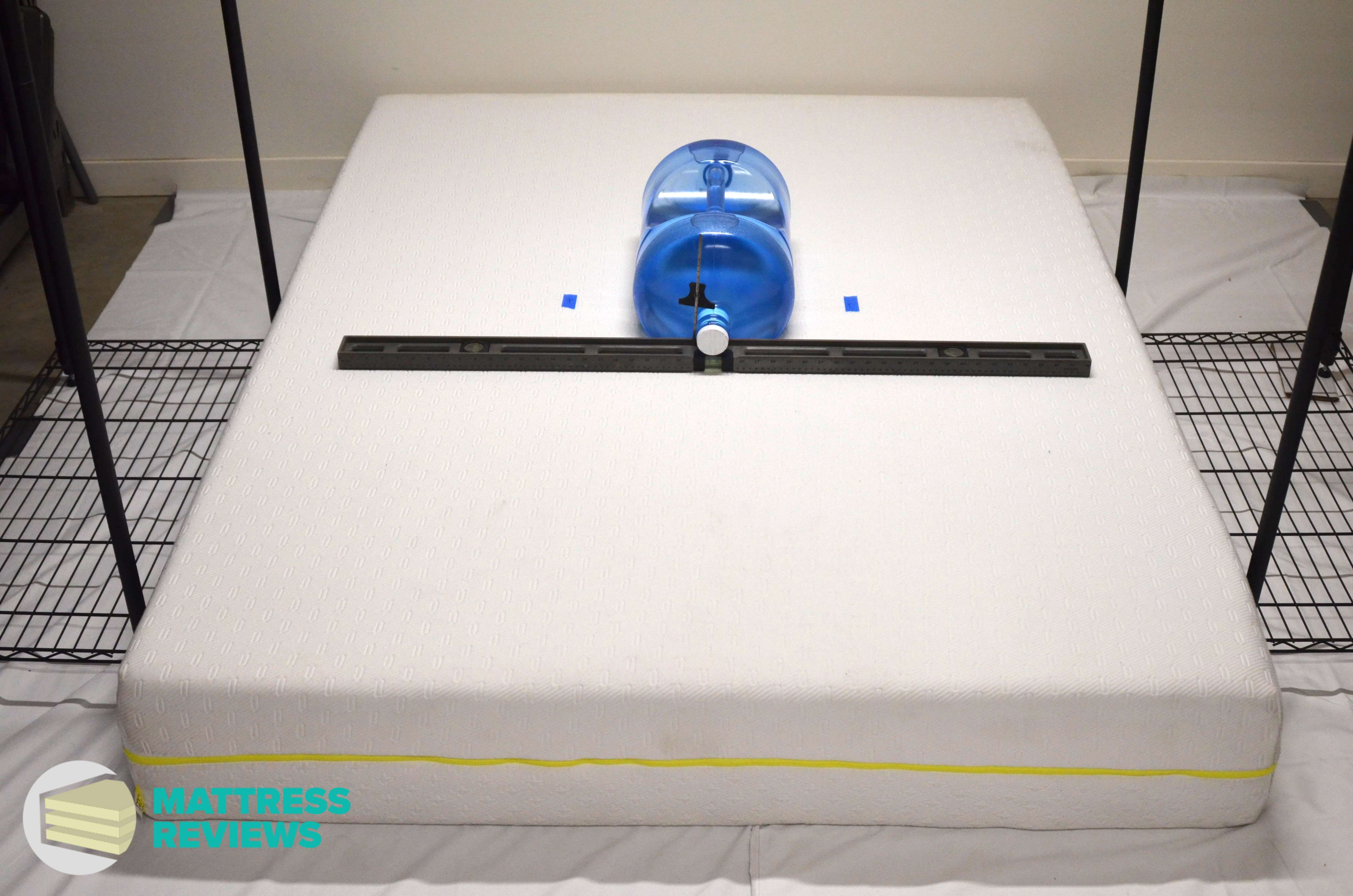 Image of the Fleep Soft mattress firmness test.
