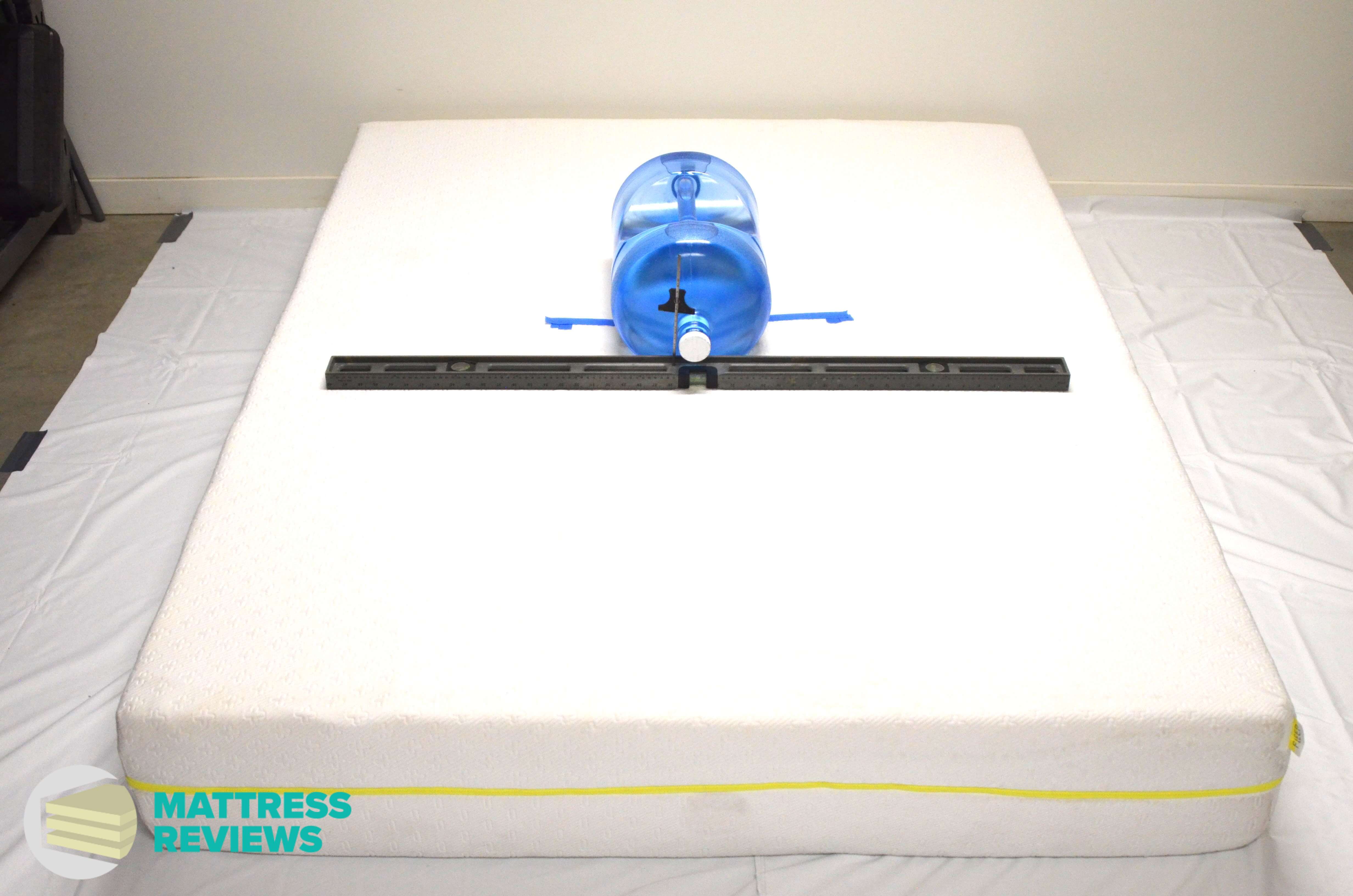 Image of the Fleep Firm mattress firmness test.