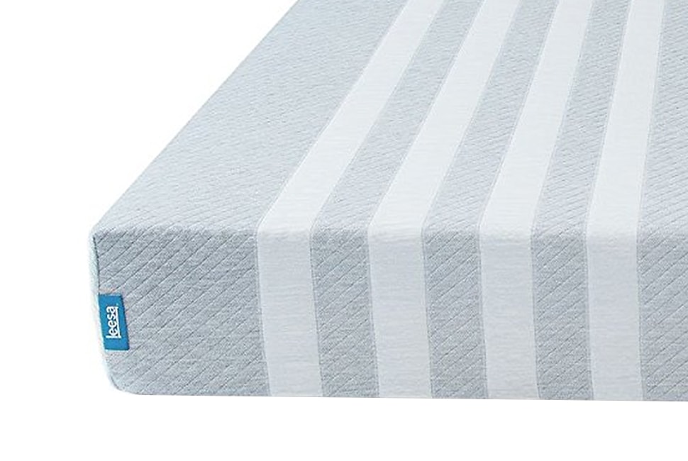 Image of the Leesa mattress construction.