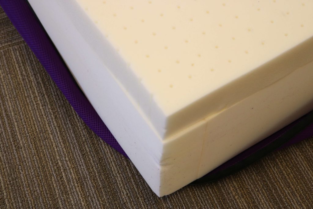 Image of the layers of the Polysleep mattress.