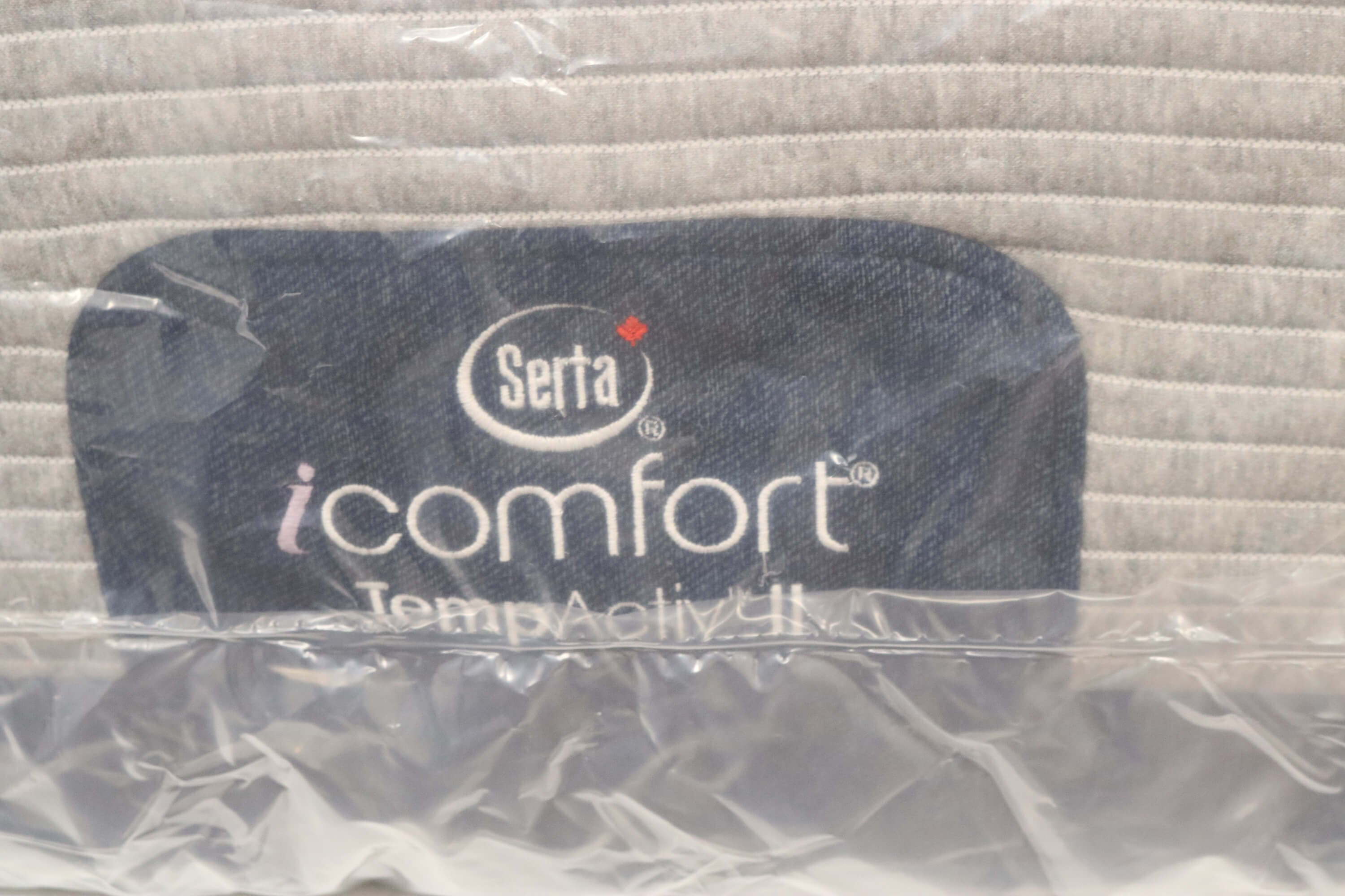 Image of the front of the Serta iComfort TempActiv II mattress.