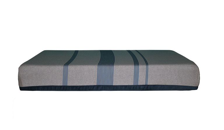 Image of the side of the Serta iComfort TempActiv II mattress.