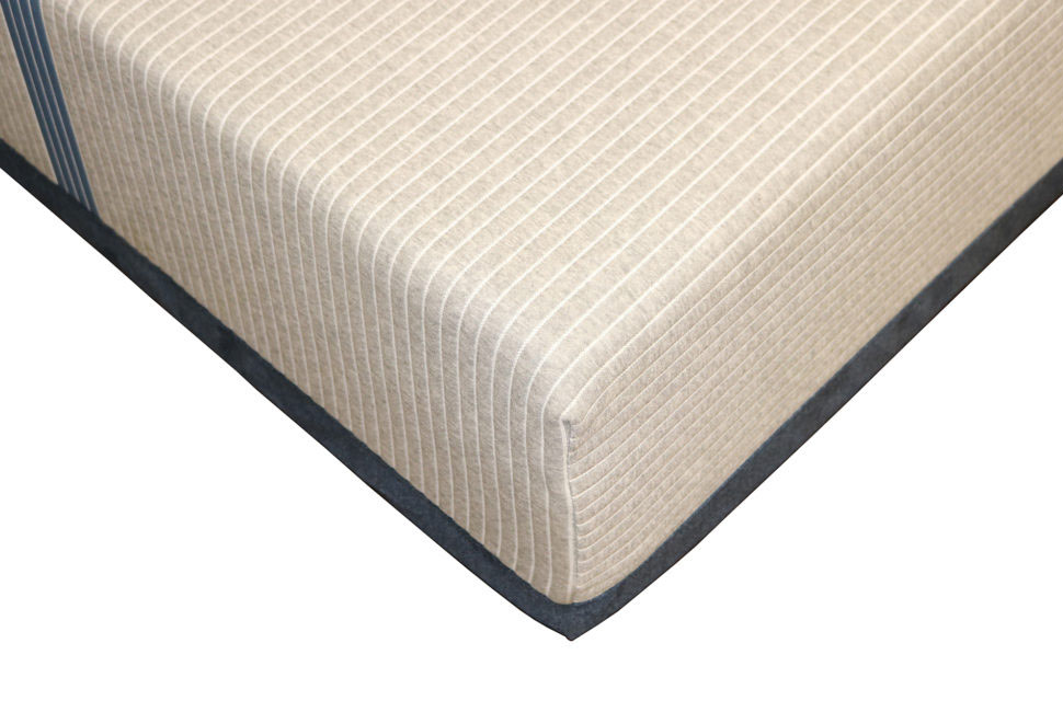 Image of the corner of the Serta iComfort TempActiv II mattress.