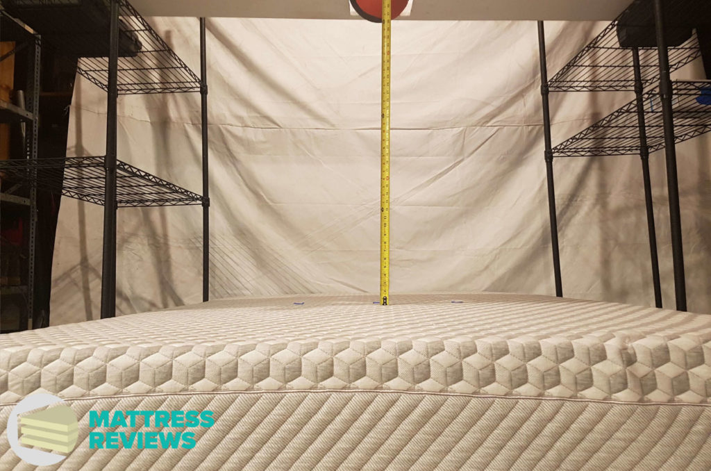 Image of the Layla mattress bounce test.