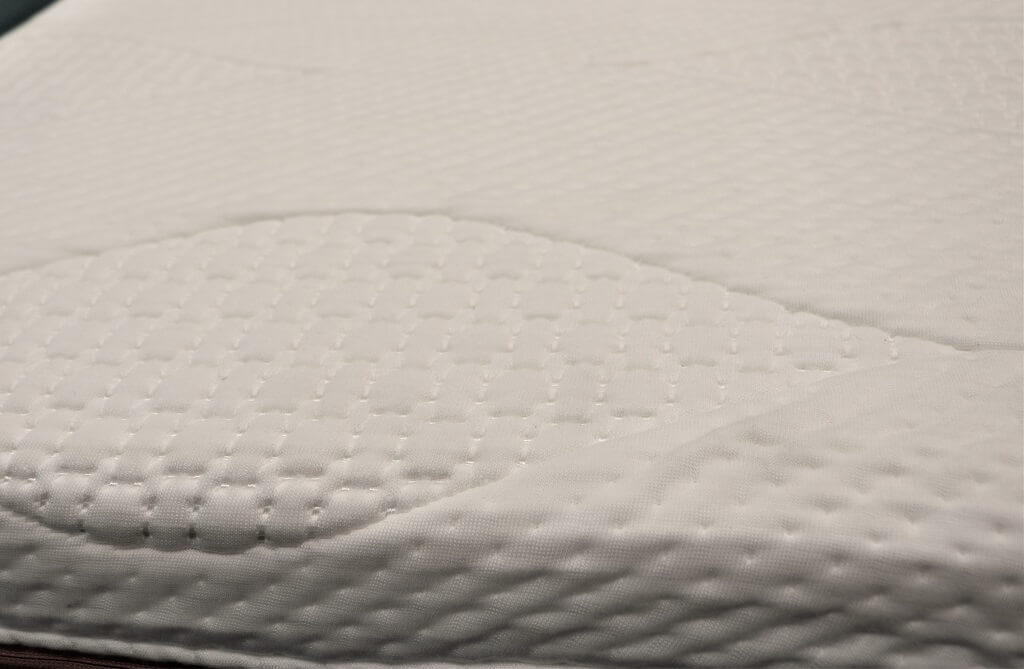 Image of the Dormeo Octaspring 6800 mattress cover fabric.