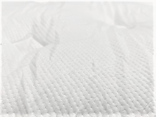 Image of the Silk and Snow Hybrid mattress cover fabric.