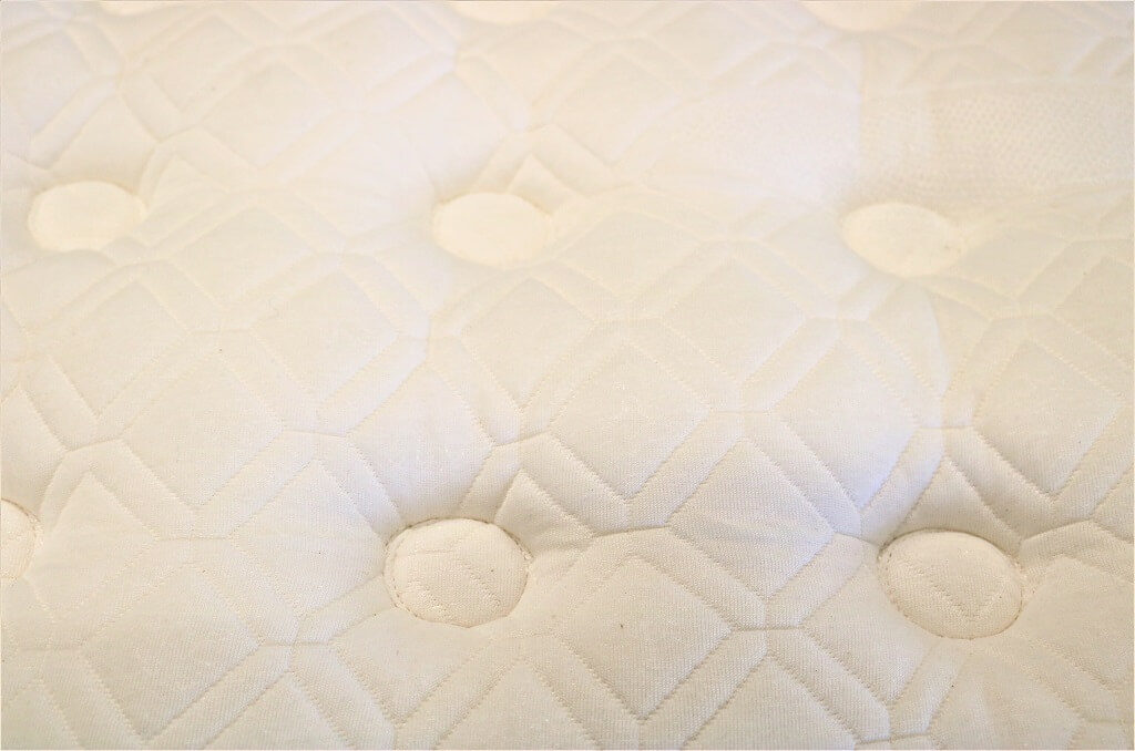 Image of the Stearns and Foster mattress cover fabric.
