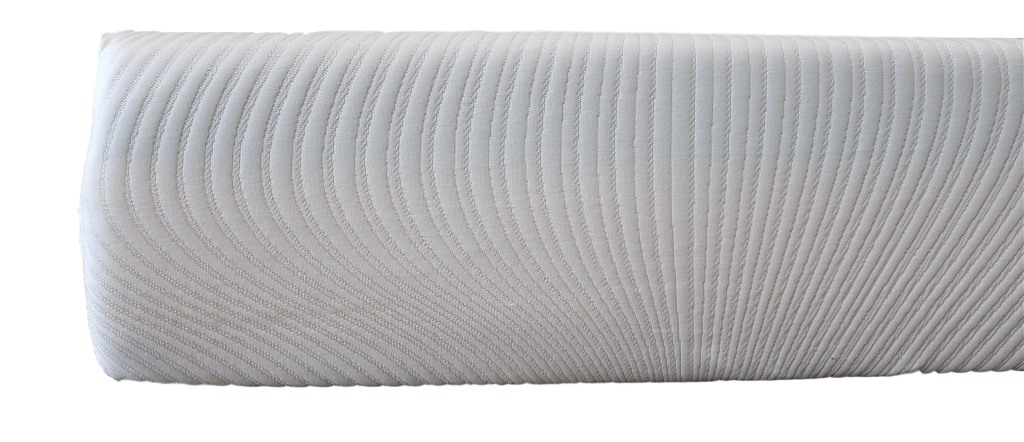 Image of the side wall of the Structube 12-inch Nuaj mattress.