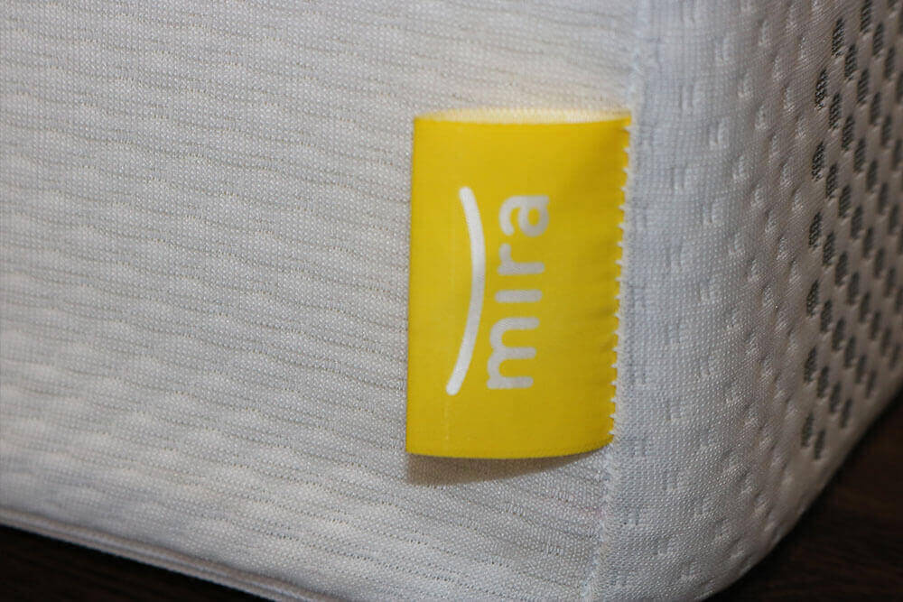 Image of the Mira mattress company logo.